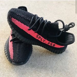 Yeezy adidas 250